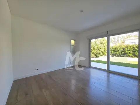 Casa en Alquiler de 3 dormitorios