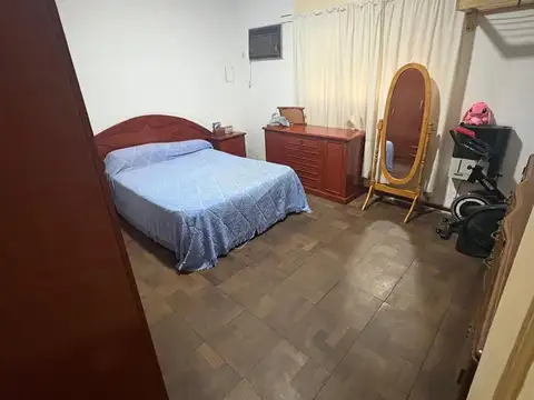 Casa 2 Dormitorios - Excelente Ubicacion