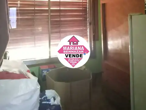 Aristóbulo del Valle 200