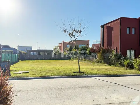 Terreno en Venta en Vila Marina, USD 99.500