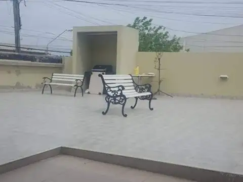 Propiedad En Venta, San Martin Y Bouquet Roldan