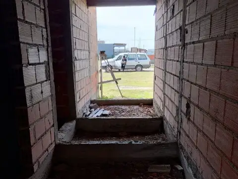 VENTA CASA en const FINANCIAC ESTILO CAMPO EZEIZA