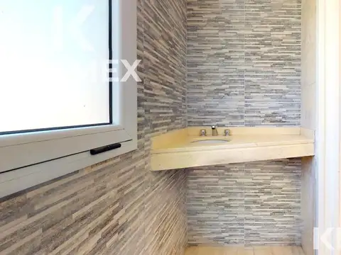 VENTA CASA DE 3 DORMITORIOS EN MIRALAGOS