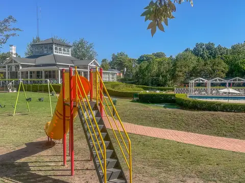 Casa  en Venta en Septiembre, Escobar, G.B.A. Zona Norte