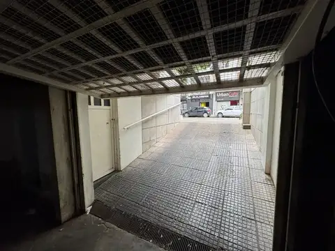 VENTA COCHERA en SAN ISIDRO