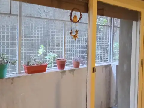 Jorge Luis Borges 2400, Piso 1