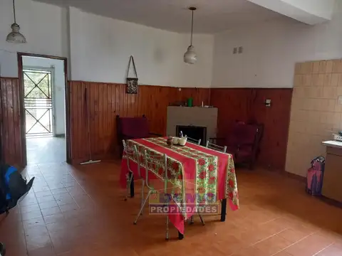 Santa Cecilia N° al 2400