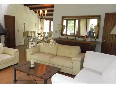 Casa en Venta de 4 dormitorios