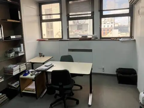 Oficina en Alquiler en Monserrat, USD 450