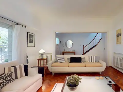 Casa en Venta con 1 cochera