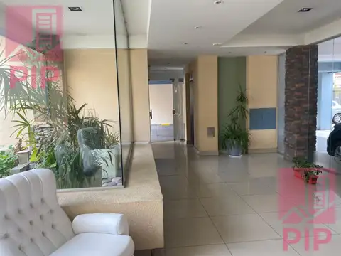 La Fraternidad 100, Piso 4