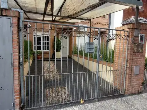 Fray Mamerto Esquiú 700