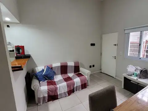 Departamento en Alquiler en Olivos, $ 800.000