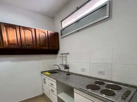 Depto Tipo Casa en Alquiler de 1 dormitorio