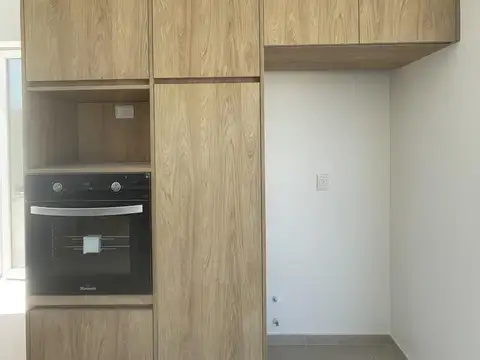 Casa 5 ambientes con 4 baños