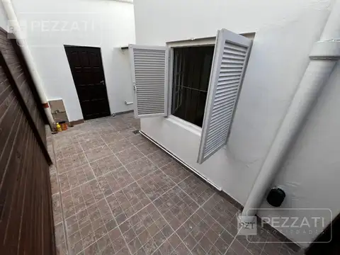 Depto Tipo Casa en Venta con 1 cocheras