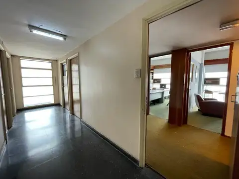 Oficina 2 ambientes con 1 baño