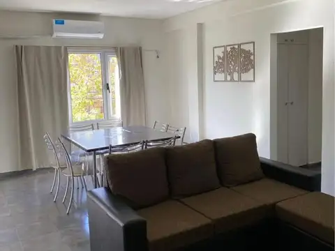 Carlos H Rodriguez al 1300