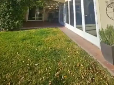 Casa en alquiler Comahue Golf Club