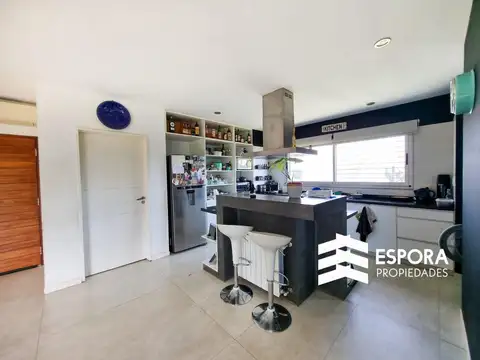 Casa en Venta en Funes City, USD 280.000