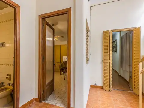 CASA + GARAGE/ESPACIO INDUSTRIAL-PARQUE AVELLANEDA