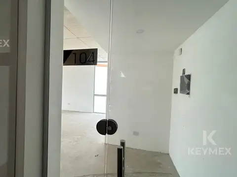 Oficina en Venta en Pilar, USD 136.000