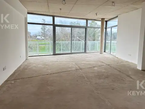 Oficina en Venta con 2 cocheras