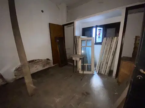 Galpon en Venta 10  mts Frente