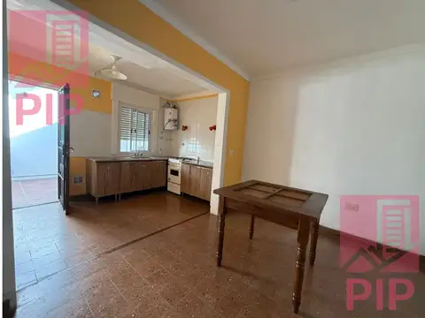 Local en Alquiler en Haedo Norte, $ 900.000