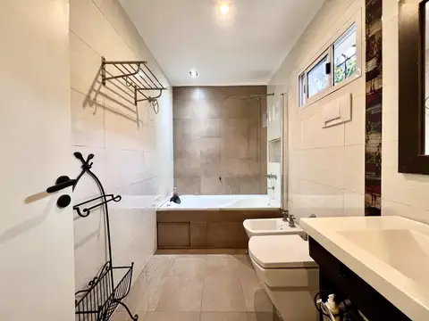 Depto Tipo Casa en Venta al Este