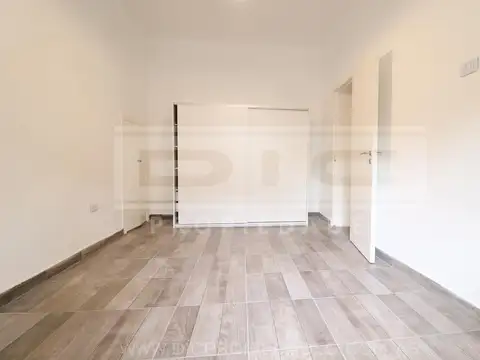 Depto Tipo Casa en Venta 40 años