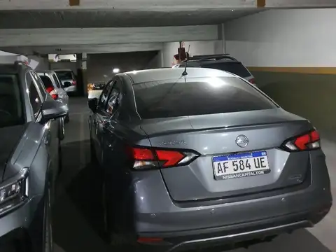 5 COCHERAS FIJAS CUBIERTAS EN AV. RIVADAVIA Y AV. BOYACA - 11 M2 CADA UNA VIGILANCIA LAS 24 HORAS