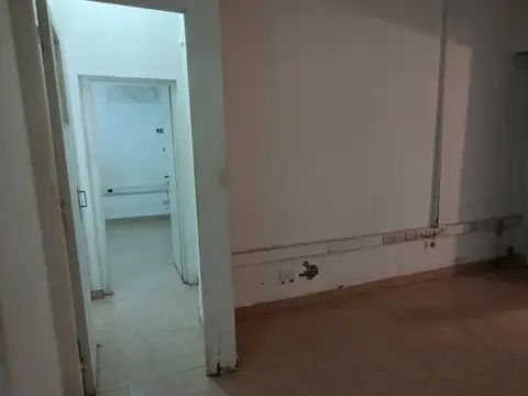 Paraguay 2500, Piso PB