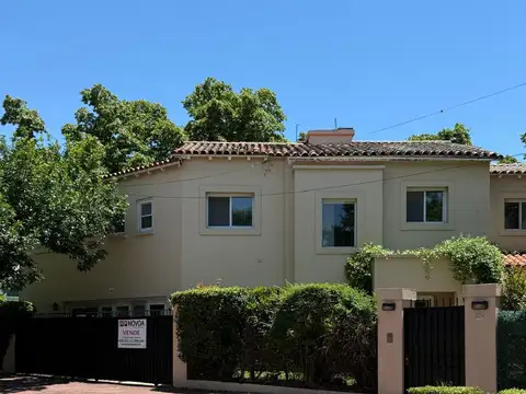 Casa en Venta de 5 dormitorios