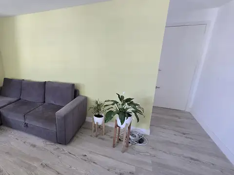 Depto Tipo Casa 2 ambientes con 1 baño