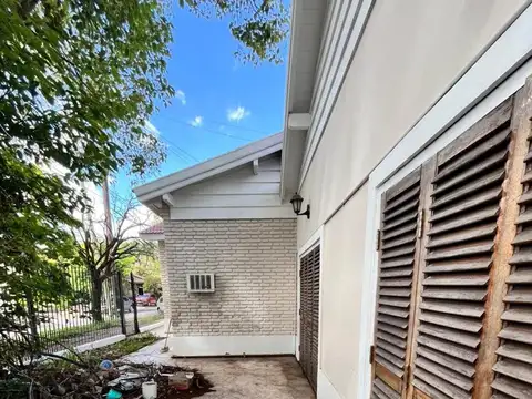 Casa en Venta en Temperley, USD 99.000