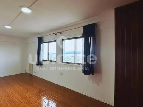 Departamento 5 ambientes con 2 baños