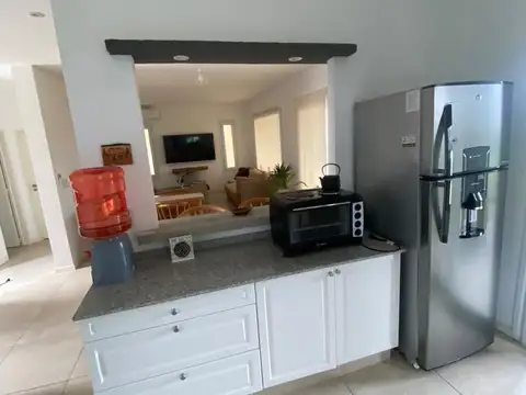 Casa en Venta en El Canton - Norte, USD 330.000