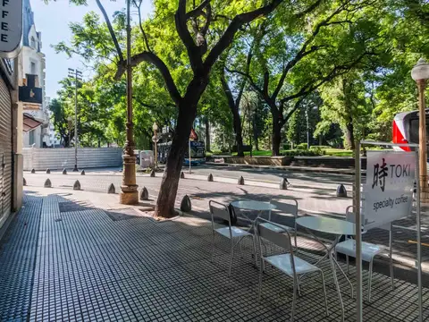 Local en Alquiler 70 años