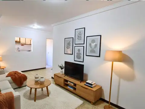 Departamento 2 ambientes Estacion Castelar norte