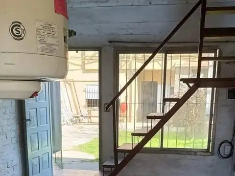 Departamento en Alquiler en Rafael Castillo, $ 250.000