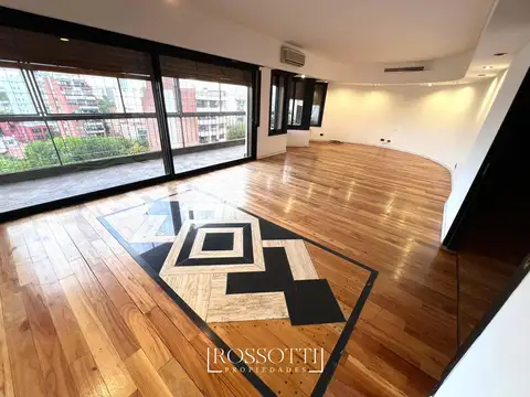 Dúplex 5 amb. c/ dep. - Balcón - Jardín inv. - Playroom - Terraza c/ parrilla - Cochera y Baulera