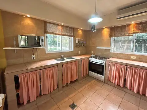 Quinta en Venta en Ingeniero Adolfo Sourdeaux, USD 230.000