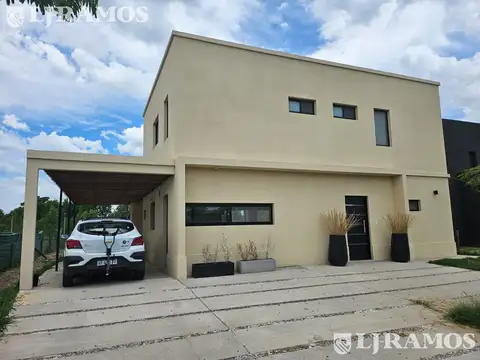 Casa en venta en el  Barrio Acacias - PUERTOS / ESCOBAR