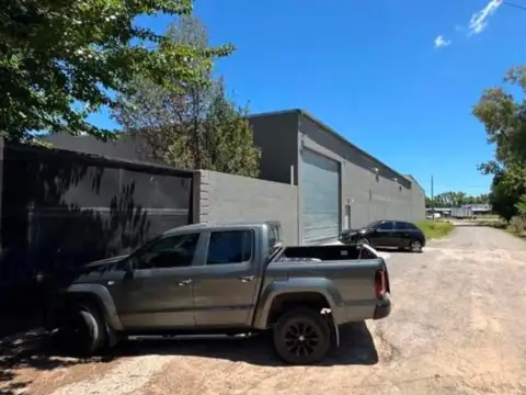 4 Galpones y 2 Deptos de Dos Amb, Gral Rodriguez