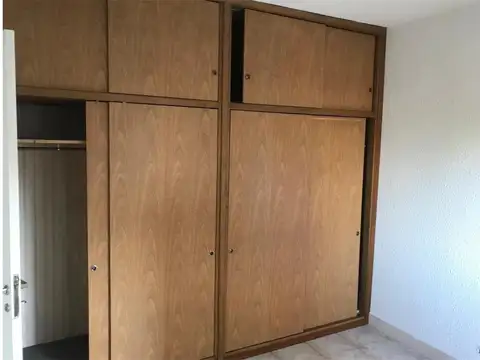 E Zeballos 3605 , Piso 2