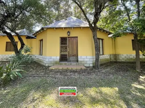 Casa  en Barrio El Bosque – 3 Dormitorios, 2 Baños y Financiación