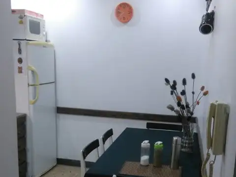 Departamento para dos familias con entrada independiente.-