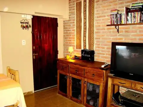 Calle Boedo 645 , Piso 0