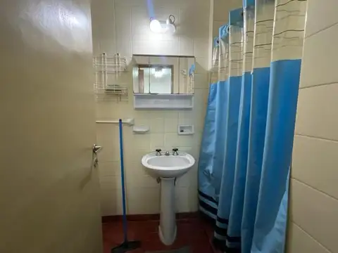 San Juan 3300, Piso 2